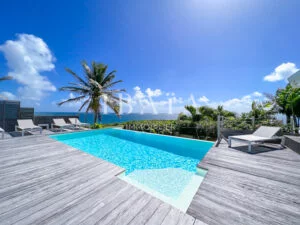 Villa d'exception piscine vue mer